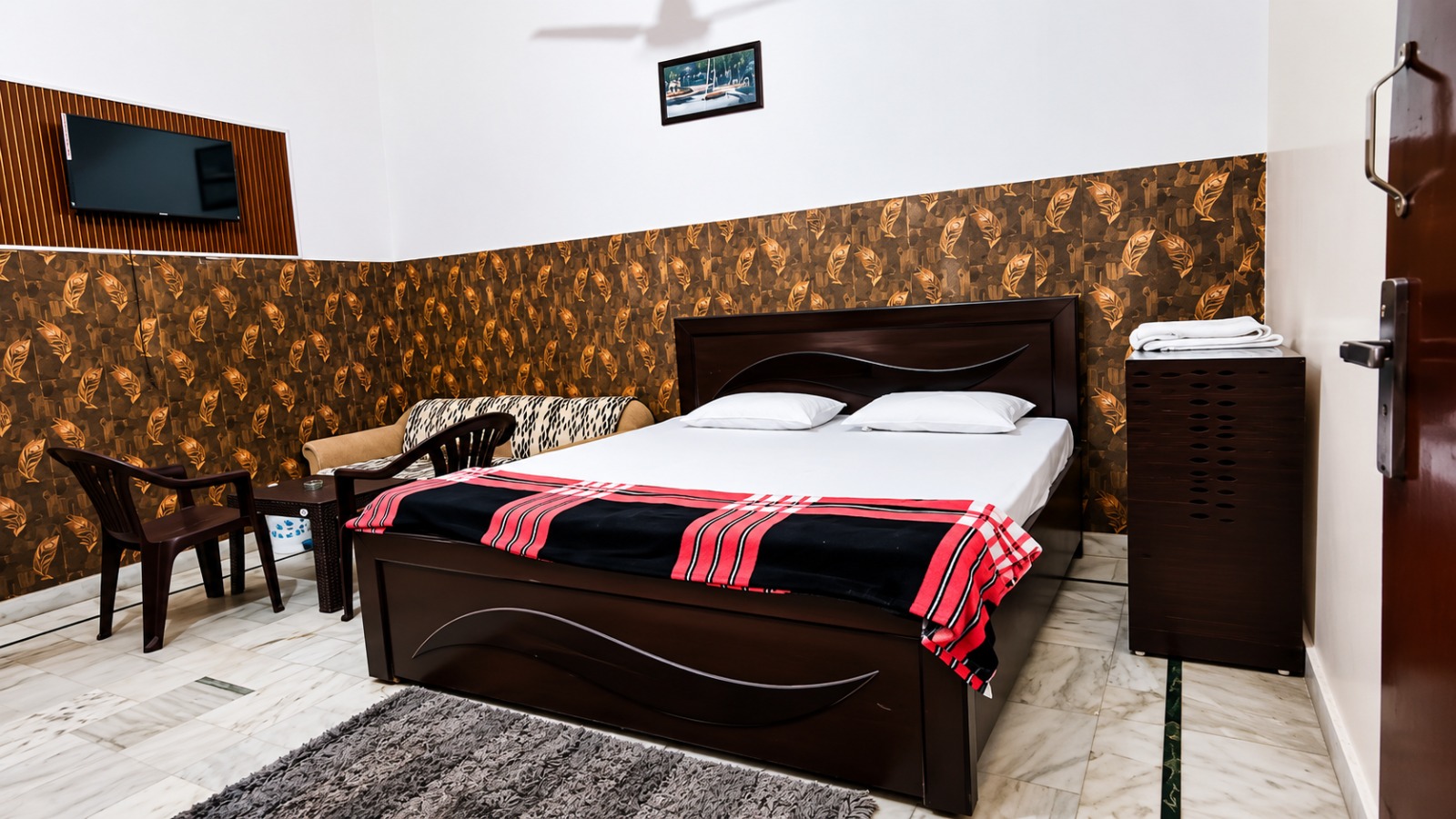 Room at Moon Light in Meerut 